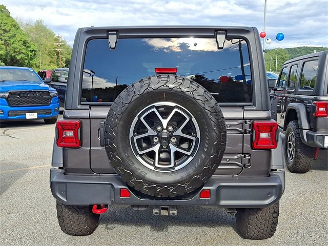 Certified 2025 Jeep Wrangler Unlimited Rubicon w/ Technology Group image 15