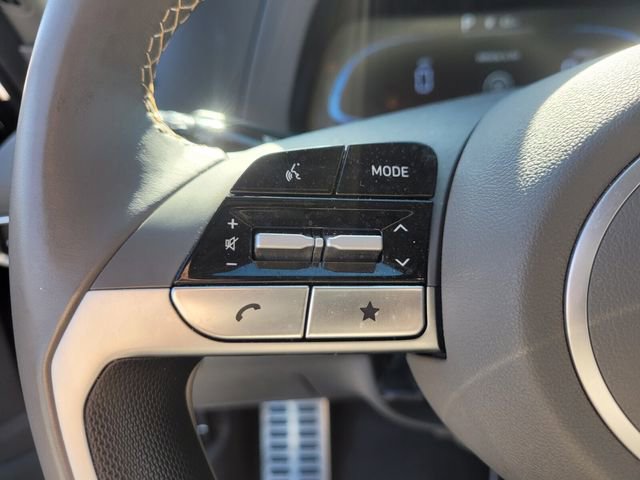 Used 2025 Hyundai Elantra Sport image 26