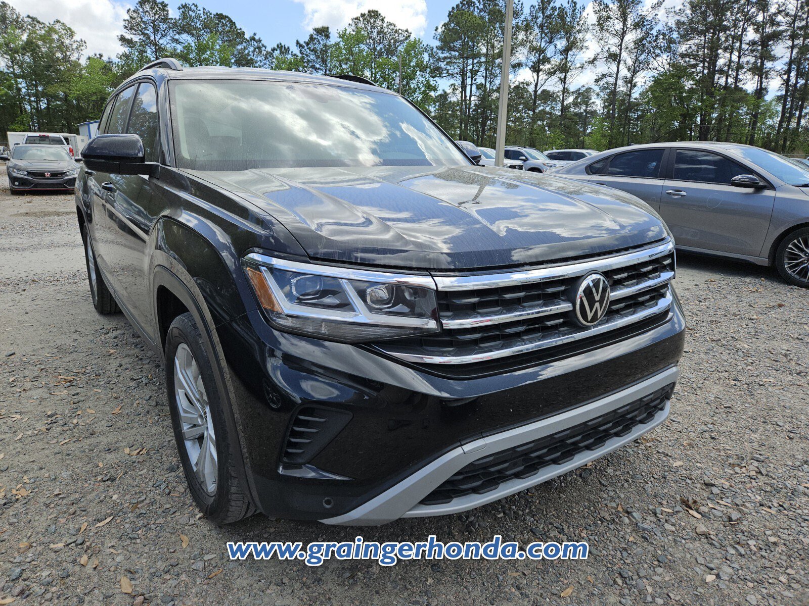 Used 2022 Volkswagen Atlas SE image 4