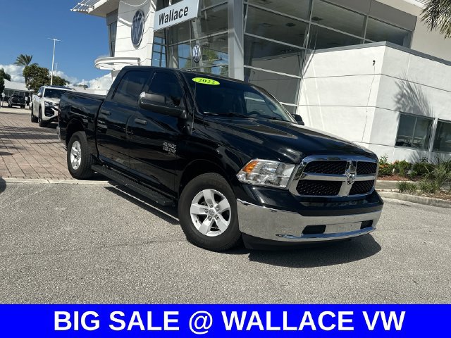 Used 2022 RAM 1500 Classic SLT w/ Trailer & Traction Group RWD image 2