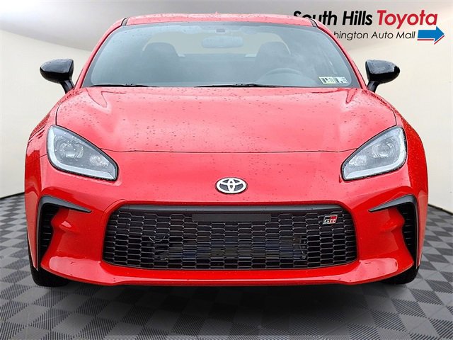 New 2025 Toyota GR86 image 2
