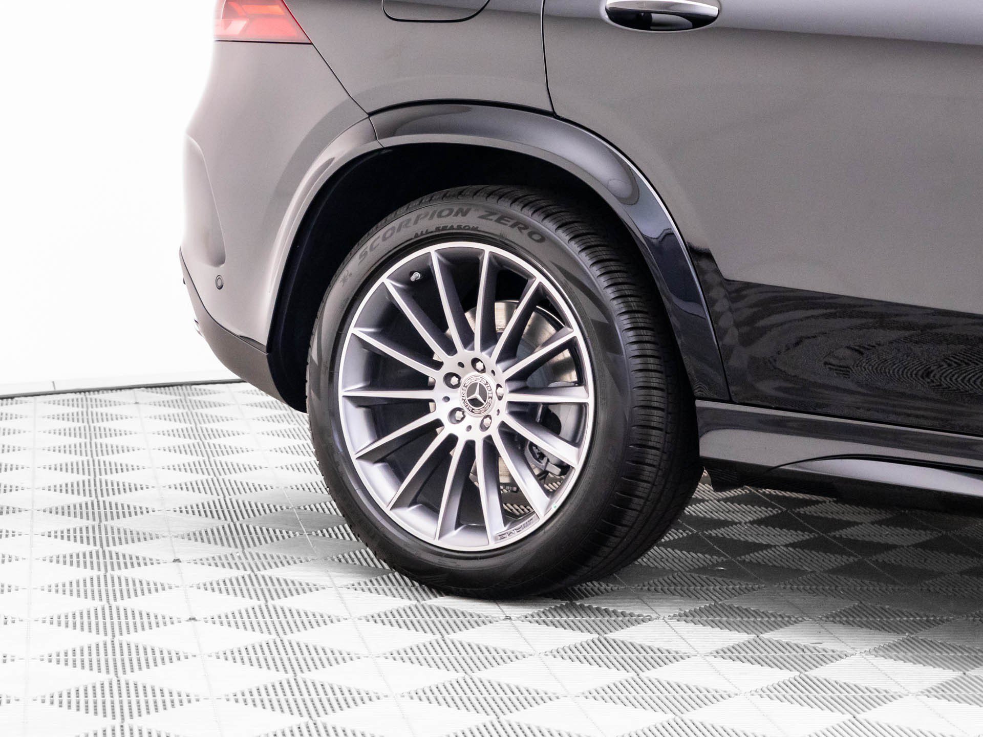 New 2026 Mercedes-Benz GLE 450 4MATIC image 39