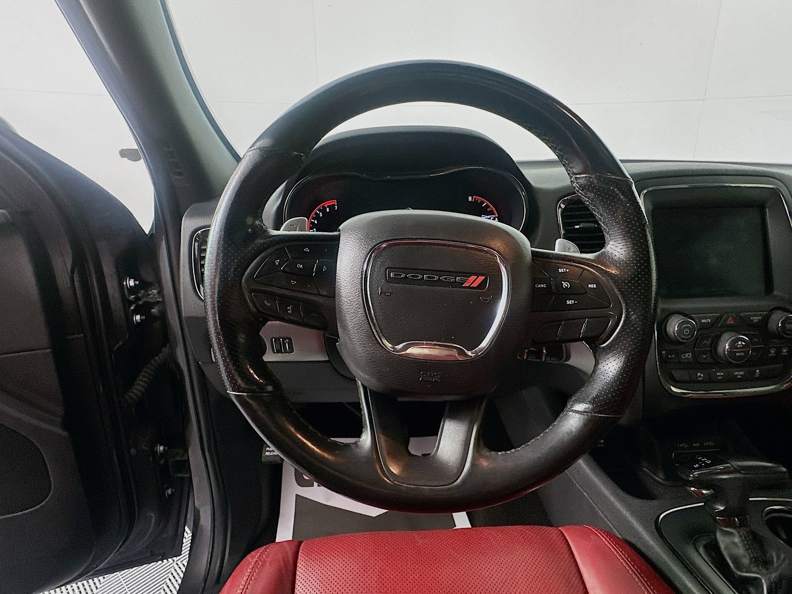 Used 2020 Dodge Durango R/T w/ Blacktop Package AWD/4WD image 11