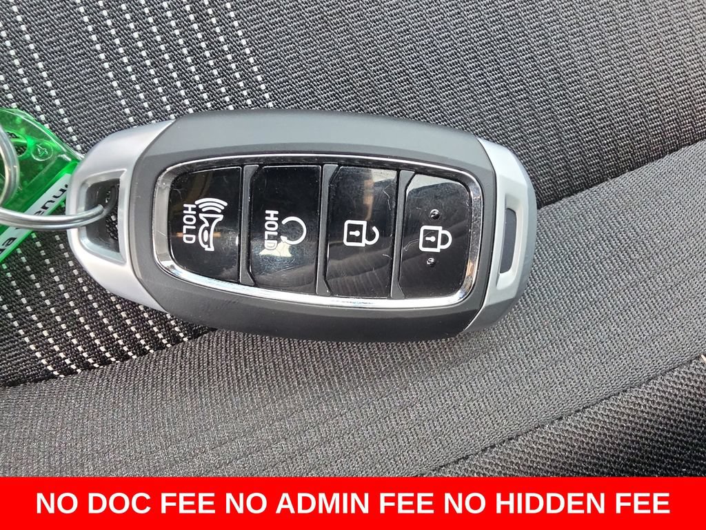 Used 2025 Hyundai Venue SEL FWD image 30