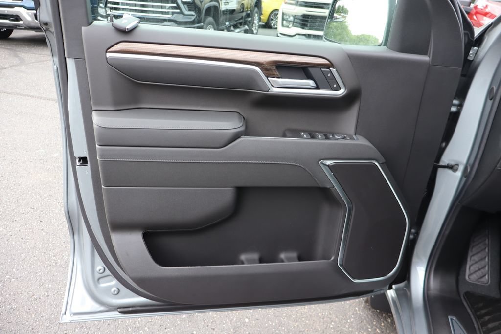 New 2026 Chevrolet Silverado 1500 LT AWD/4WD image 4