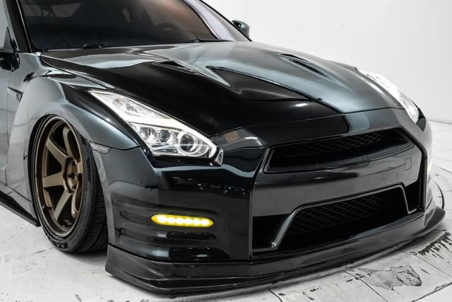 Used 2015 Nissan GT-R Black Edition AWD/4WD image 16
