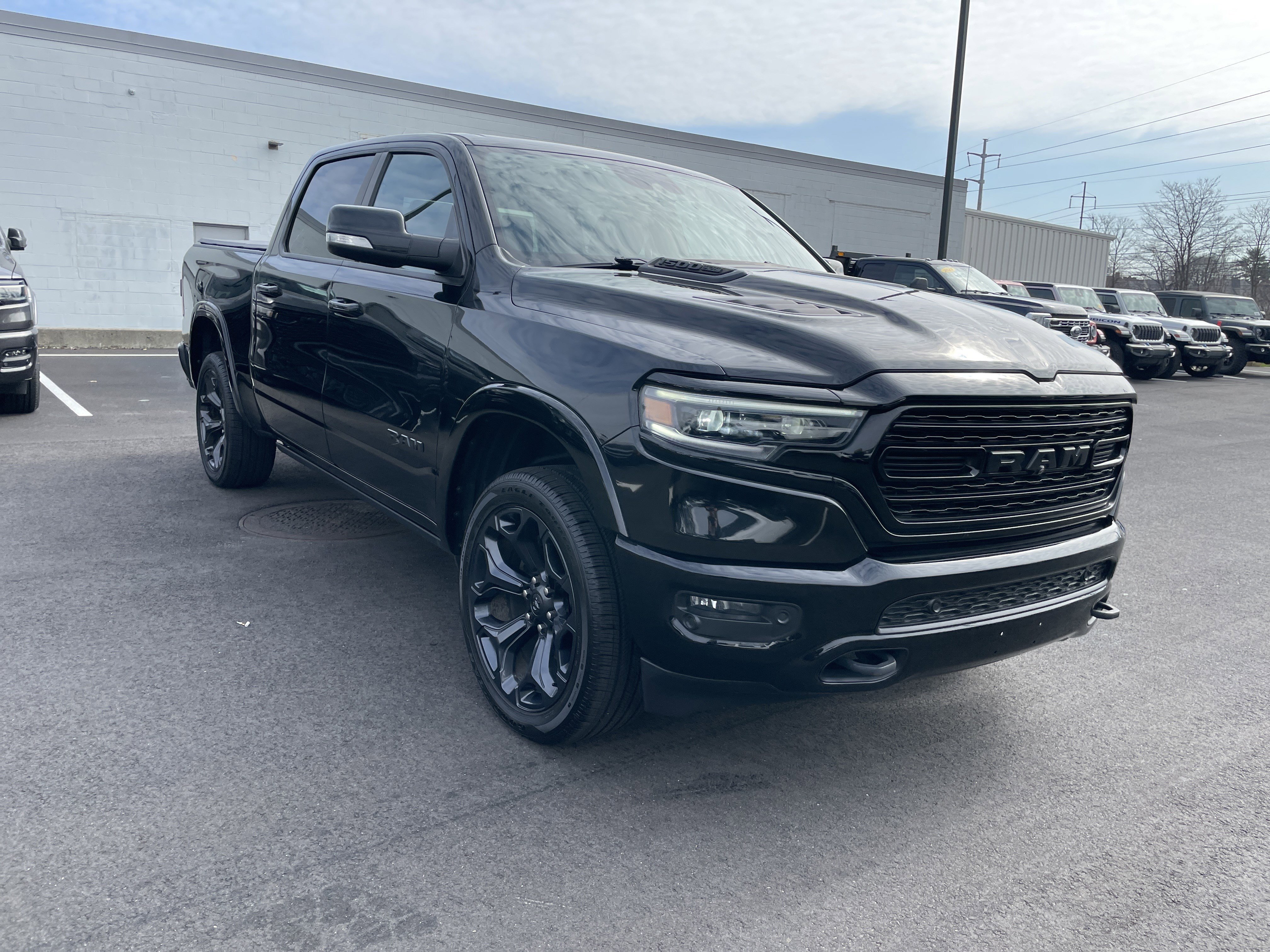 Used 2020 RAM 1500 Limited w/ Black Appearance Package
