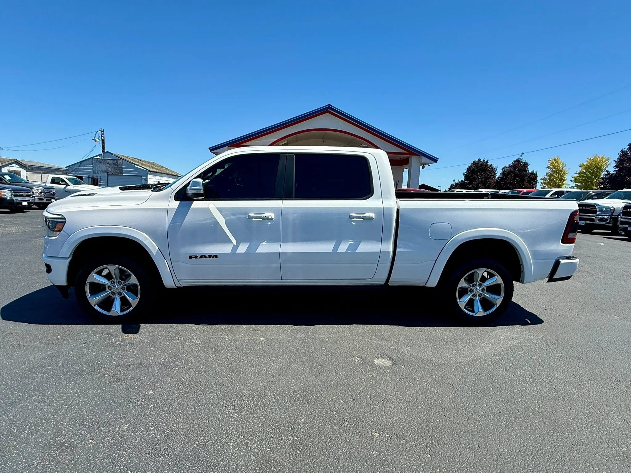 Used 2019 RAM 1500 Sport w/ Level 2 Equipment Group AWD/4WD image 2