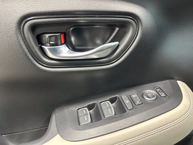 Certified 2025 Honda HR-V EX-L image 24