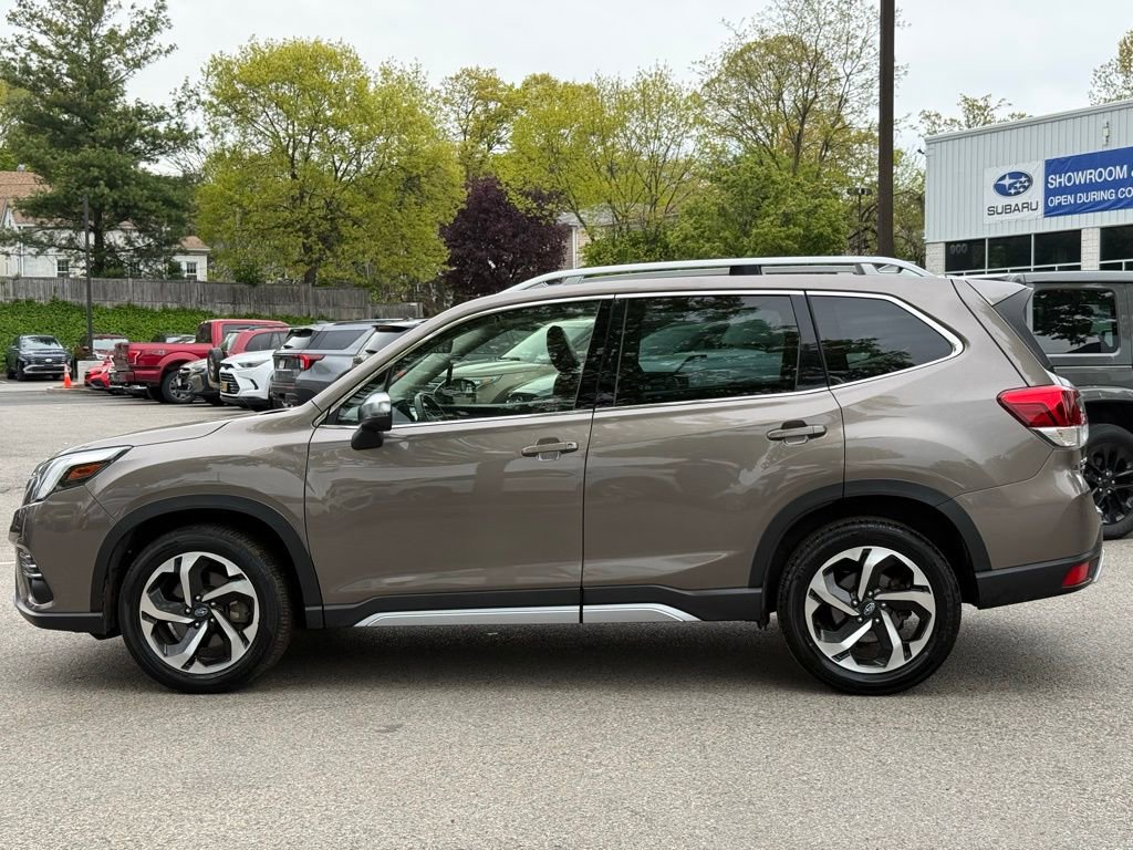 Used 2023 Subaru Forester Touring AWD/4WD image 11