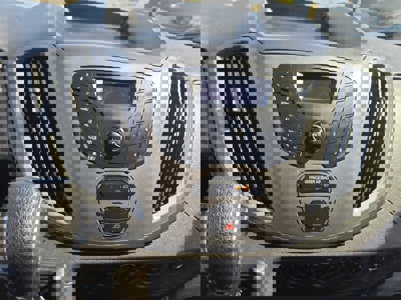 Used 2018 Ford Transit 150 130 Low Roof image 24