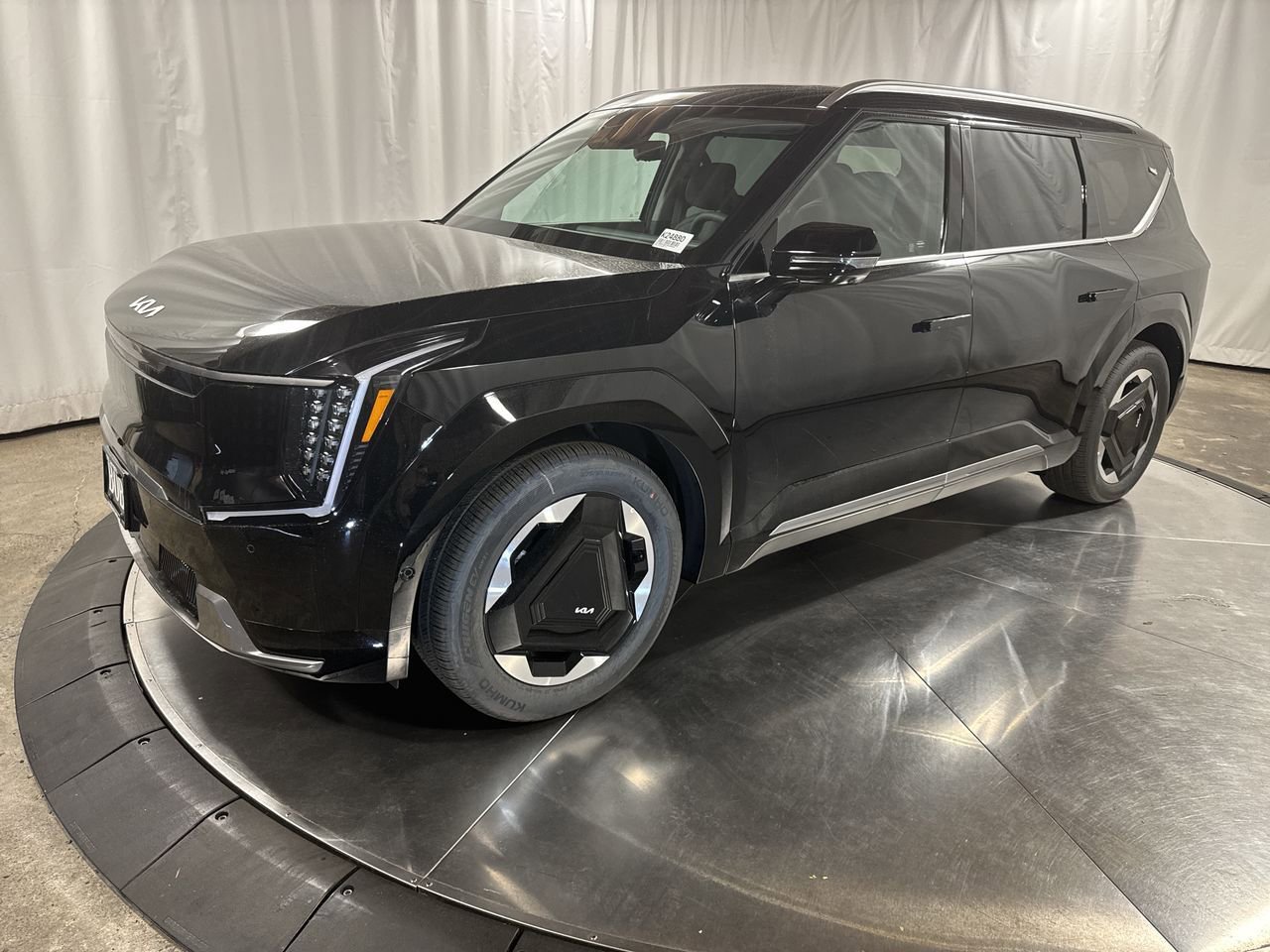 New 2026 Kia EV9 Land