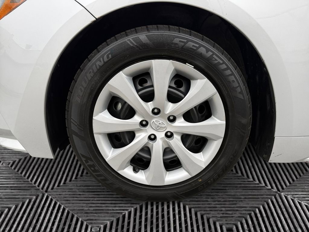Certified 2024 Toyota Corolla LE image 14