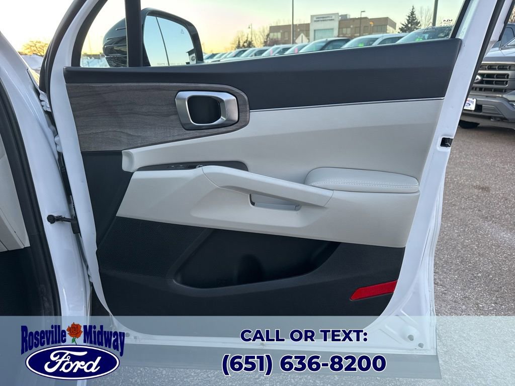 Used 2023 Kia Sorento EX image 36
