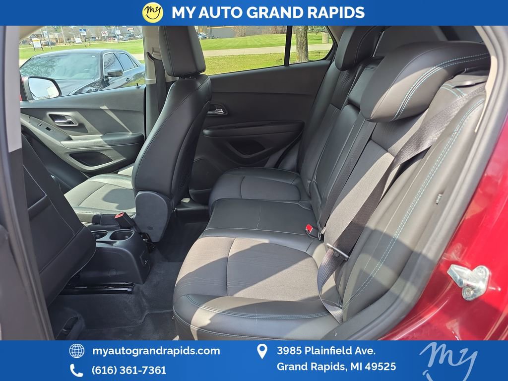 Used 2016 Chevrolet Trax LT w/ LT Convenience Package image 25