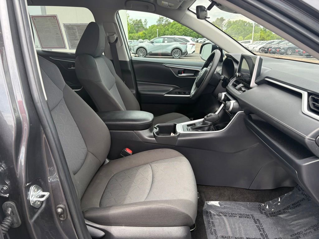 Certified 2025 Toyota RAV4 XLE AWD/4WD image 14