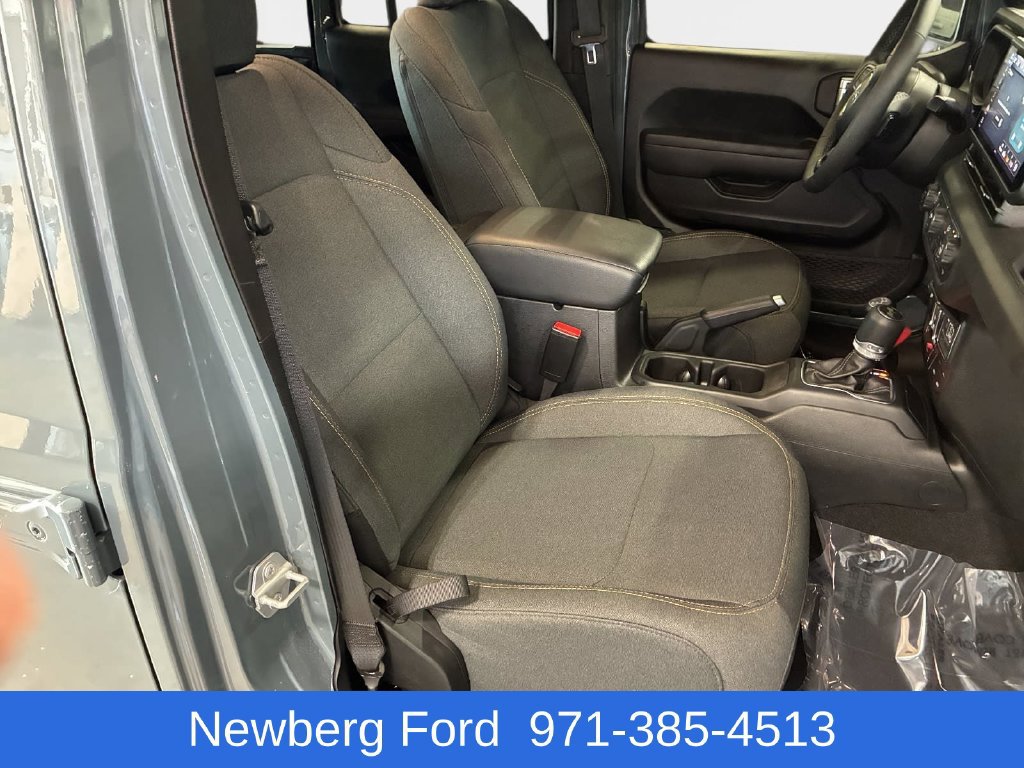 Used 2026 Jeep Wrangler Unlimited Sport AWD/4WD image 28
