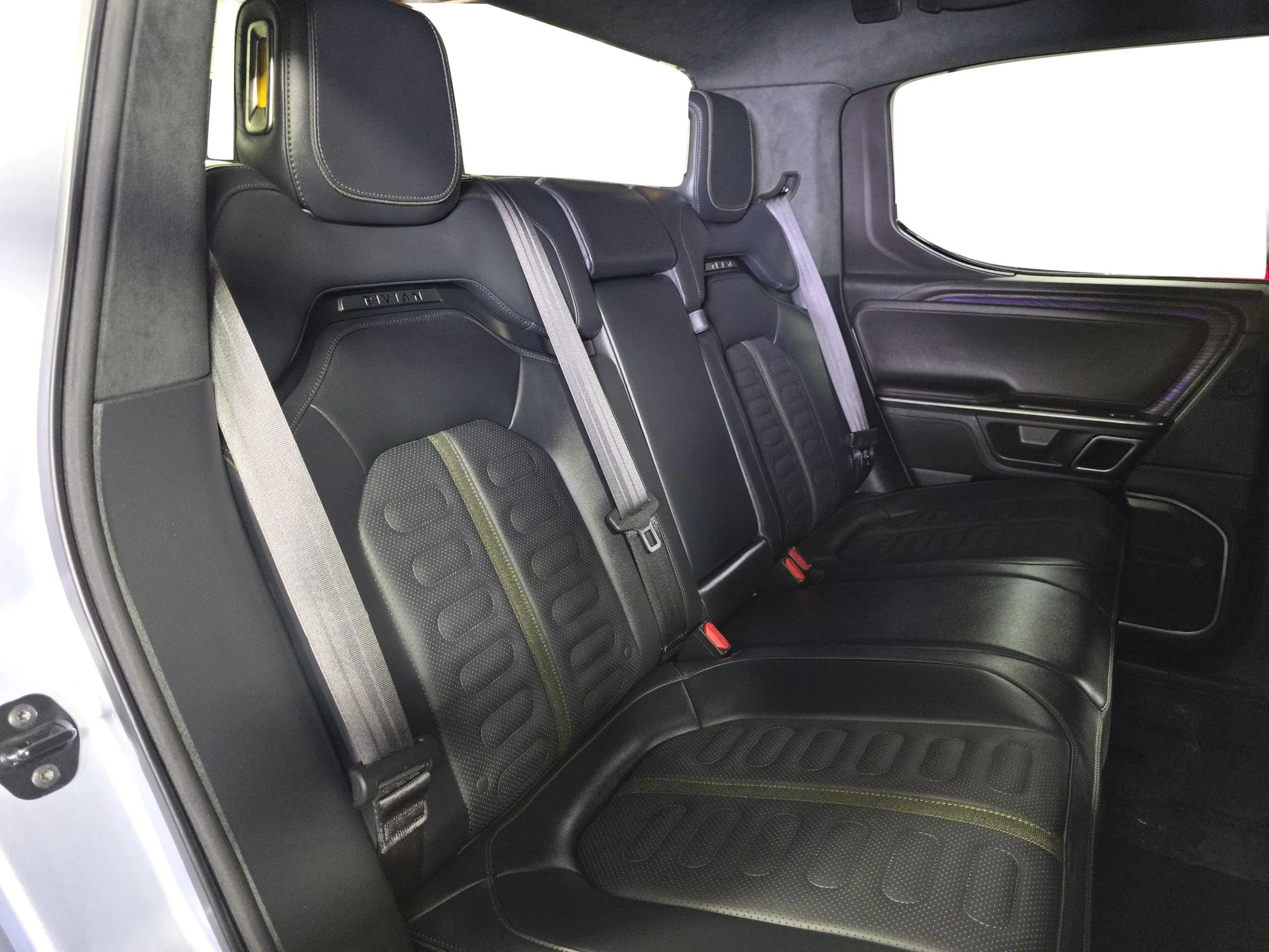 Used 2023 Rivian R1T Adventure AWD/4WD image 12