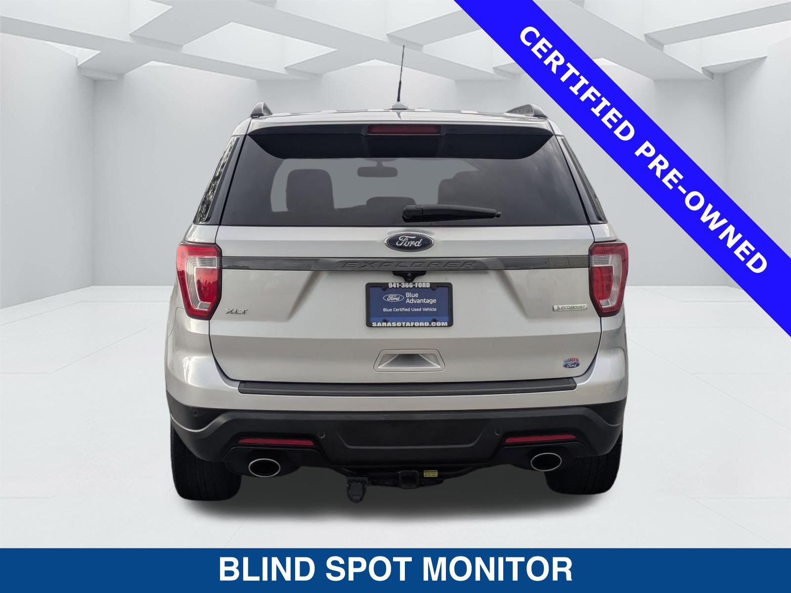 Certified 2019 Ford Explorer XLT w/ Equipment Group 202A FWD image 6