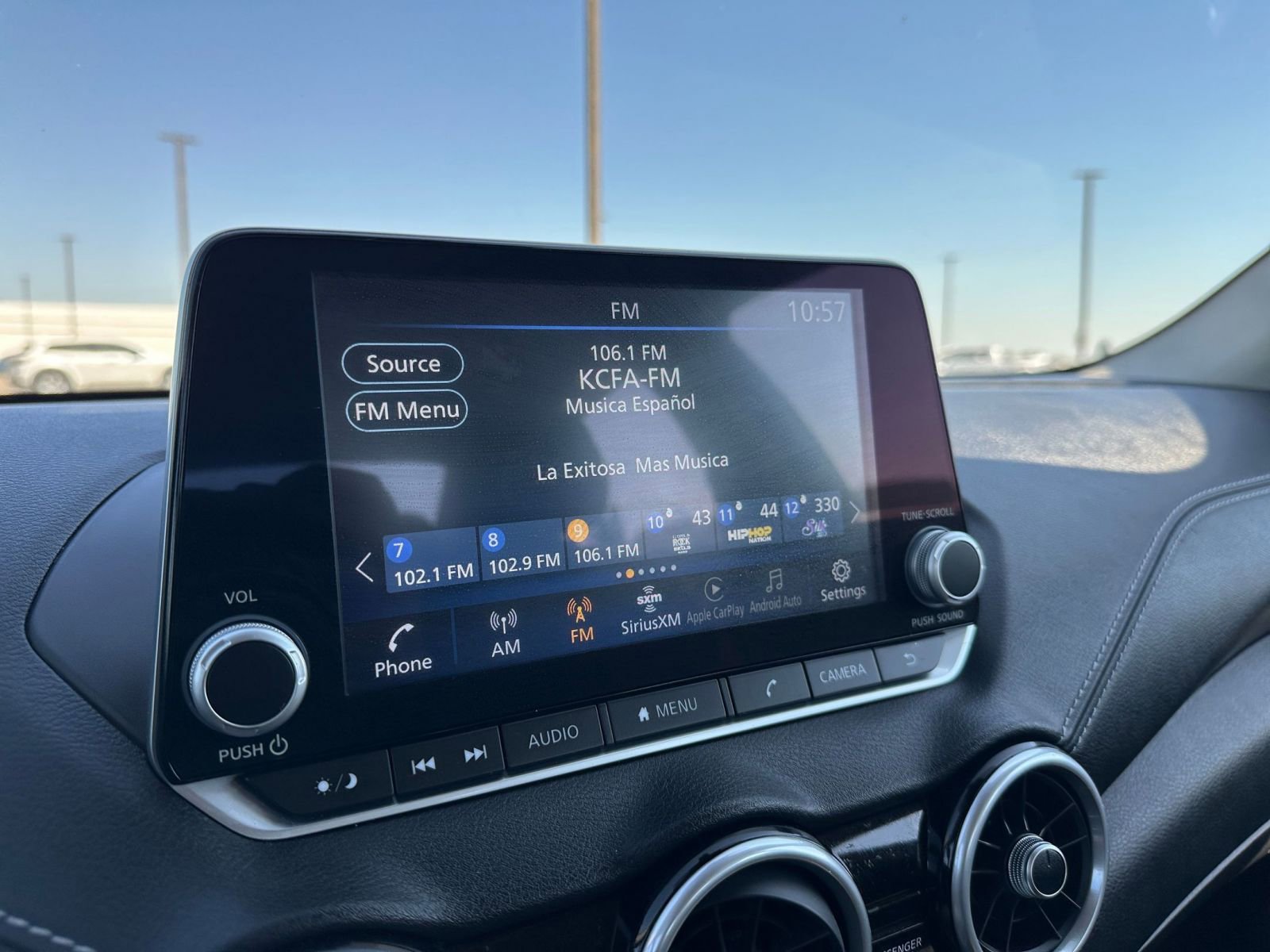 Used 2025 Nissan Sentra SV image 20