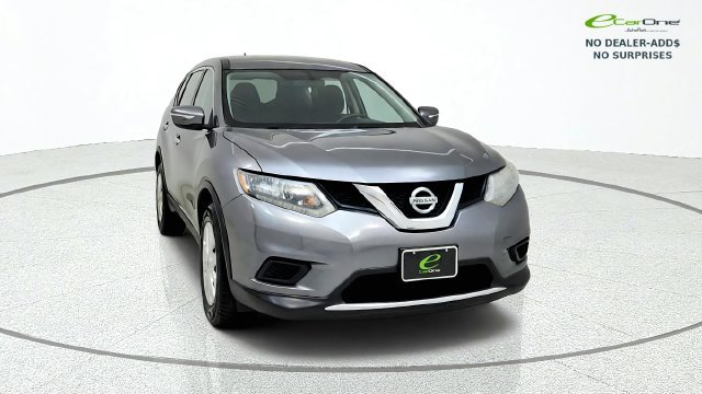 Used 2015 Nissan Rogue S FWD image 2