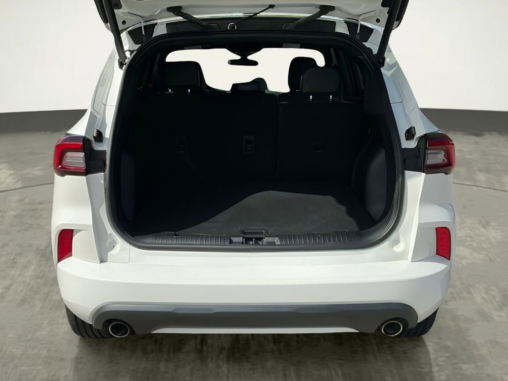 Certified 2024 Ford Escape ST-Line Select image 13