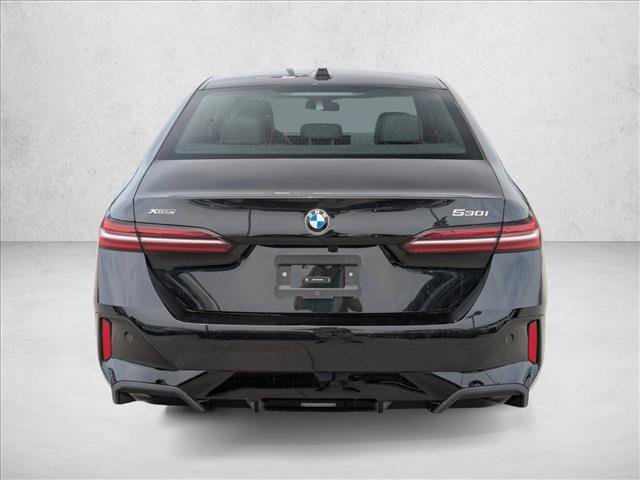 New 2027 BMW 530i xDrive w/ M Sport Package AWD/4WD image 8
