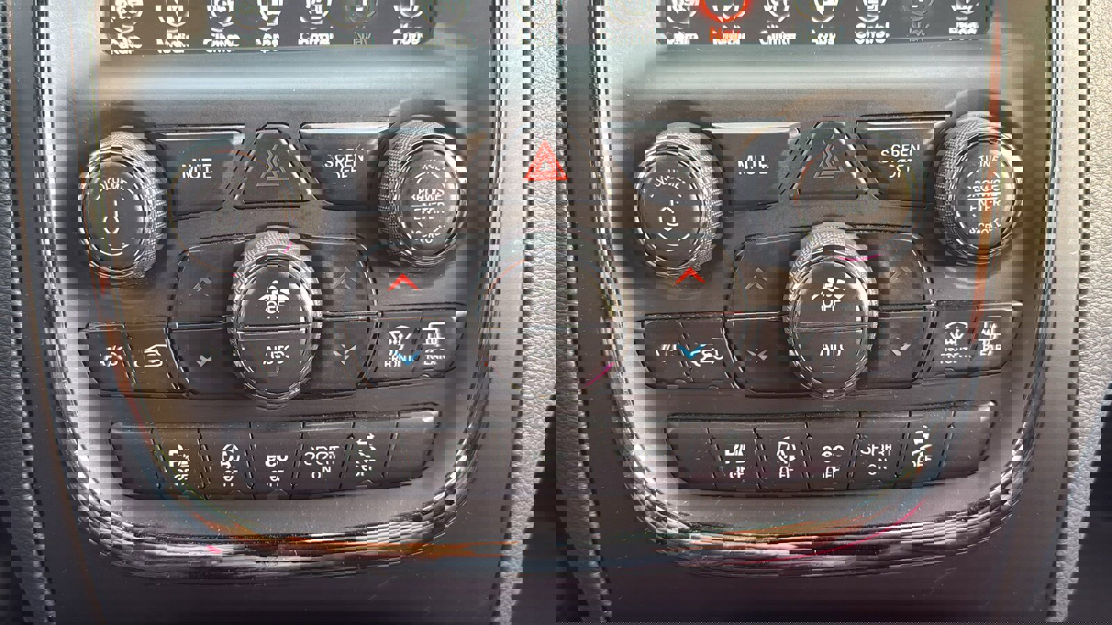 Used 2019 Dodge Durango GT image 18