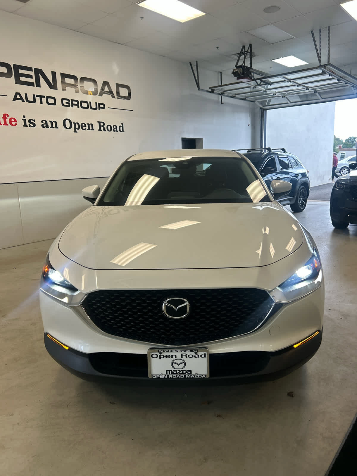 Certified 2023 MAZDA CX-30 AWD 2.5 S image 2