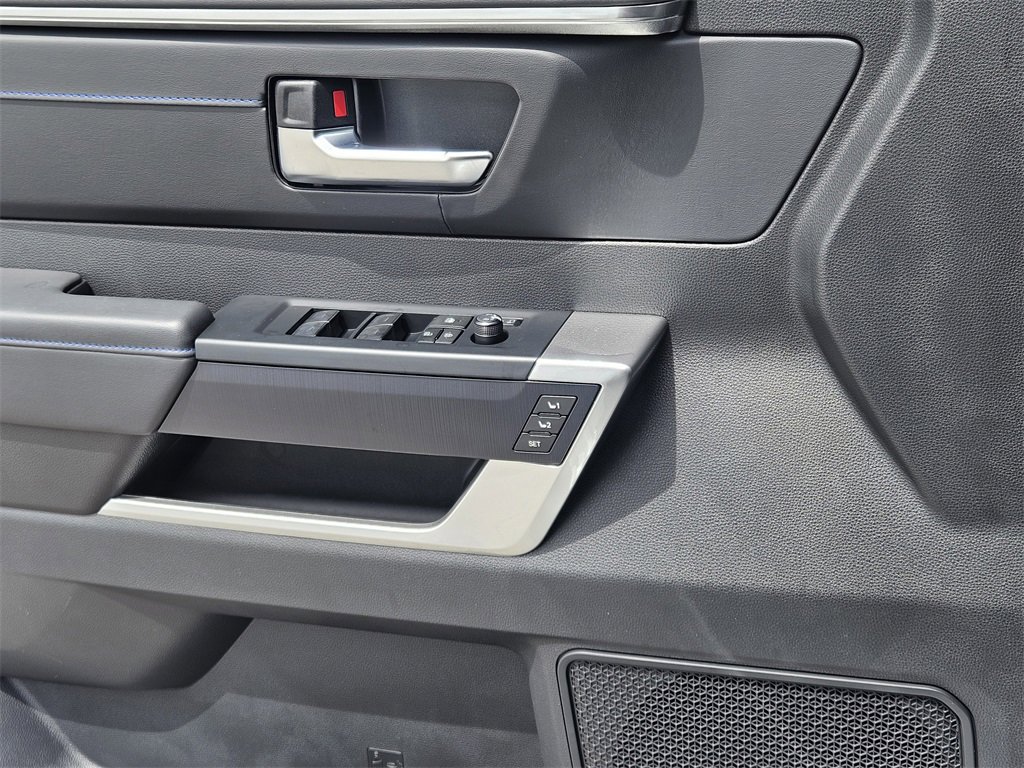 New 2025 Toyota Tundra Platinum image 17
