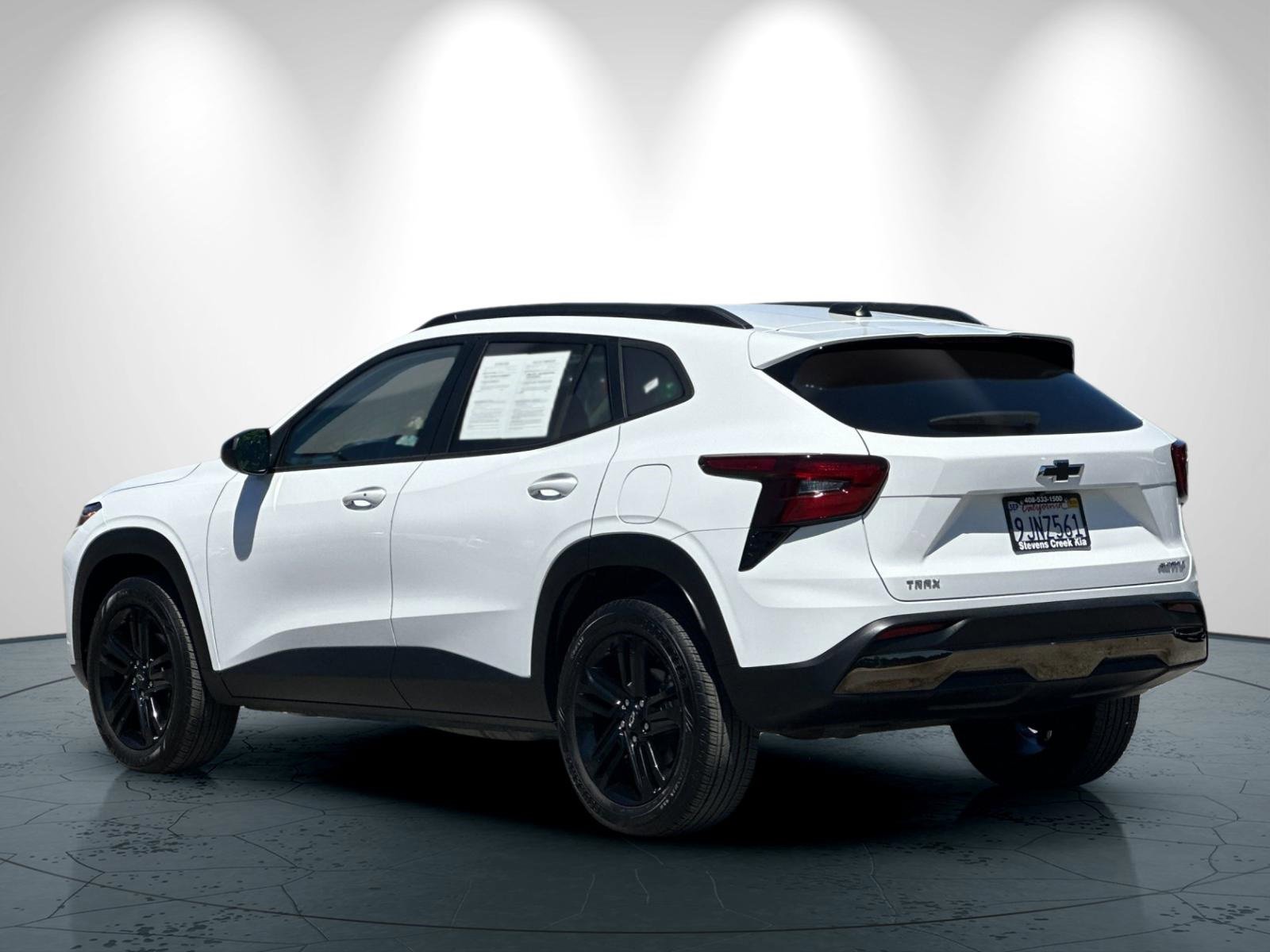 Used 2024 Chevrolet Trax ACTIV w/ Driver Confidence Package image 6