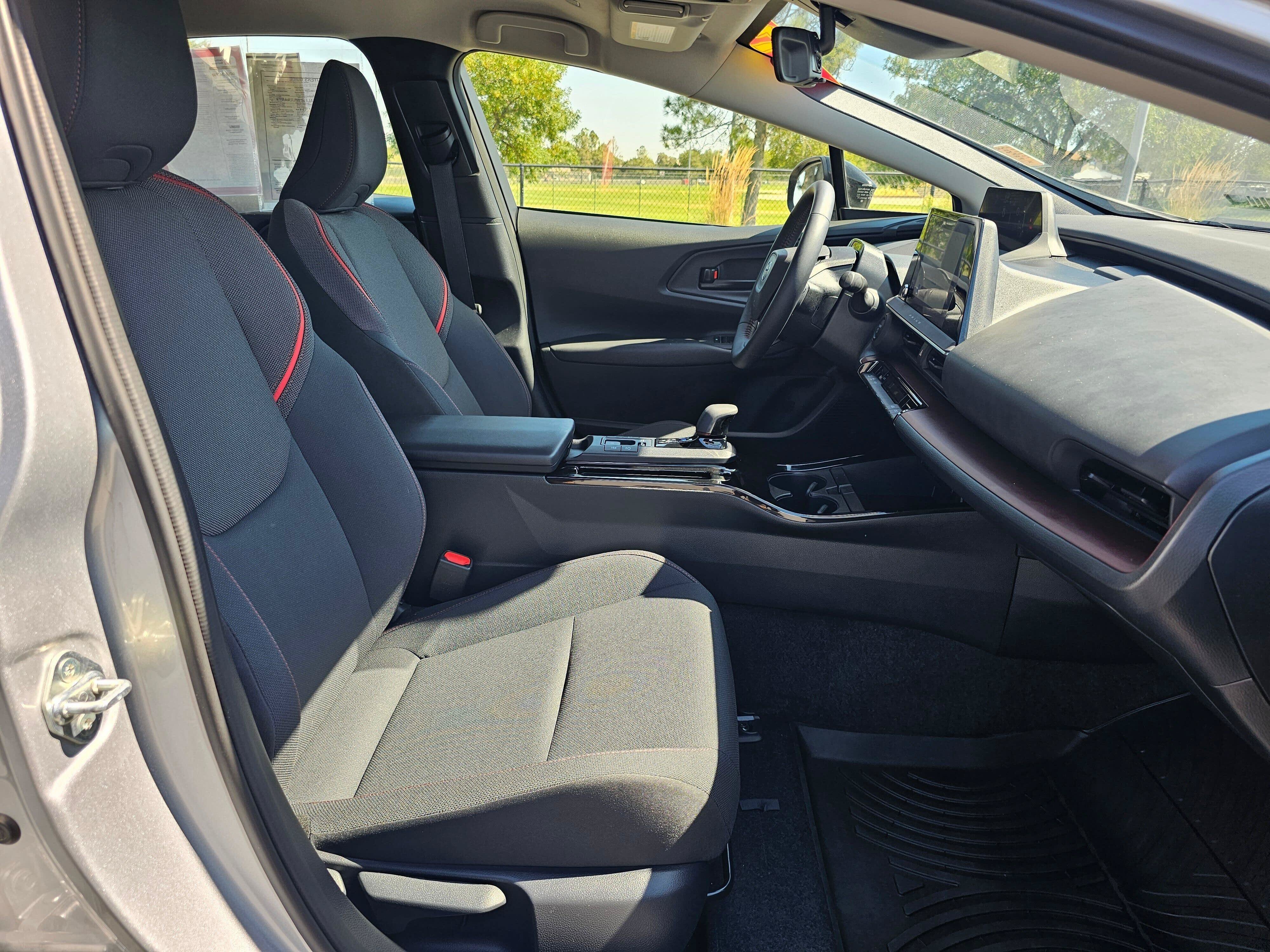 Certified 2026 Toyota Prius Plug-In Hybrid FWD image 11