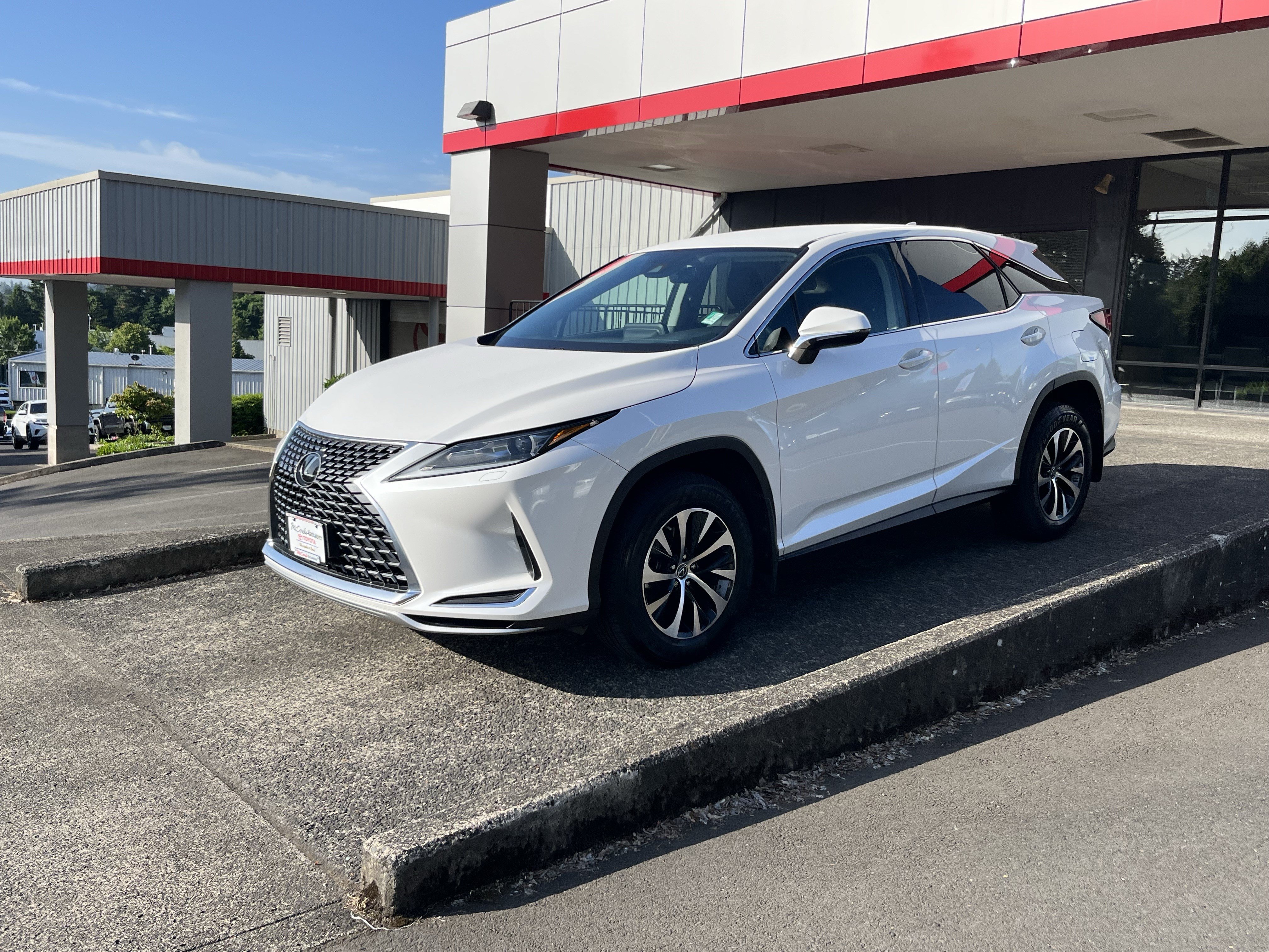 Used 2021 Lexus RX 350 AWD w/ Accessory Package image 4