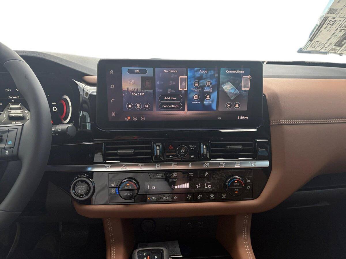 New 2026 Nissan Pathfinder Platinum AWD/4WD image 19