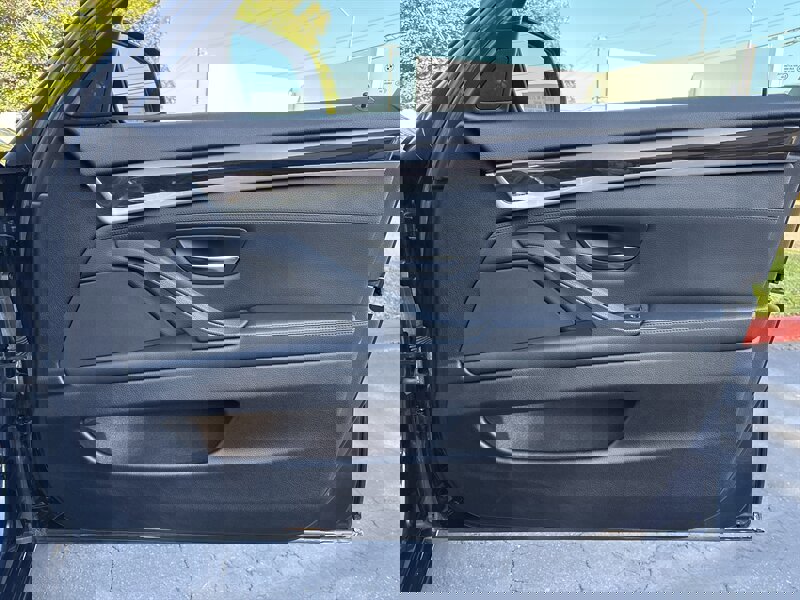 Used 2011 BMW 535i Sedan RWD image 39