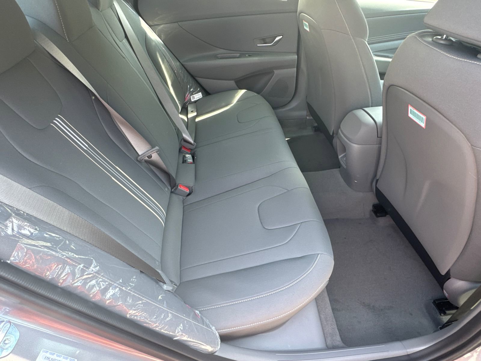 Used 2025 Hyundai Elantra Sport FWD image 15
