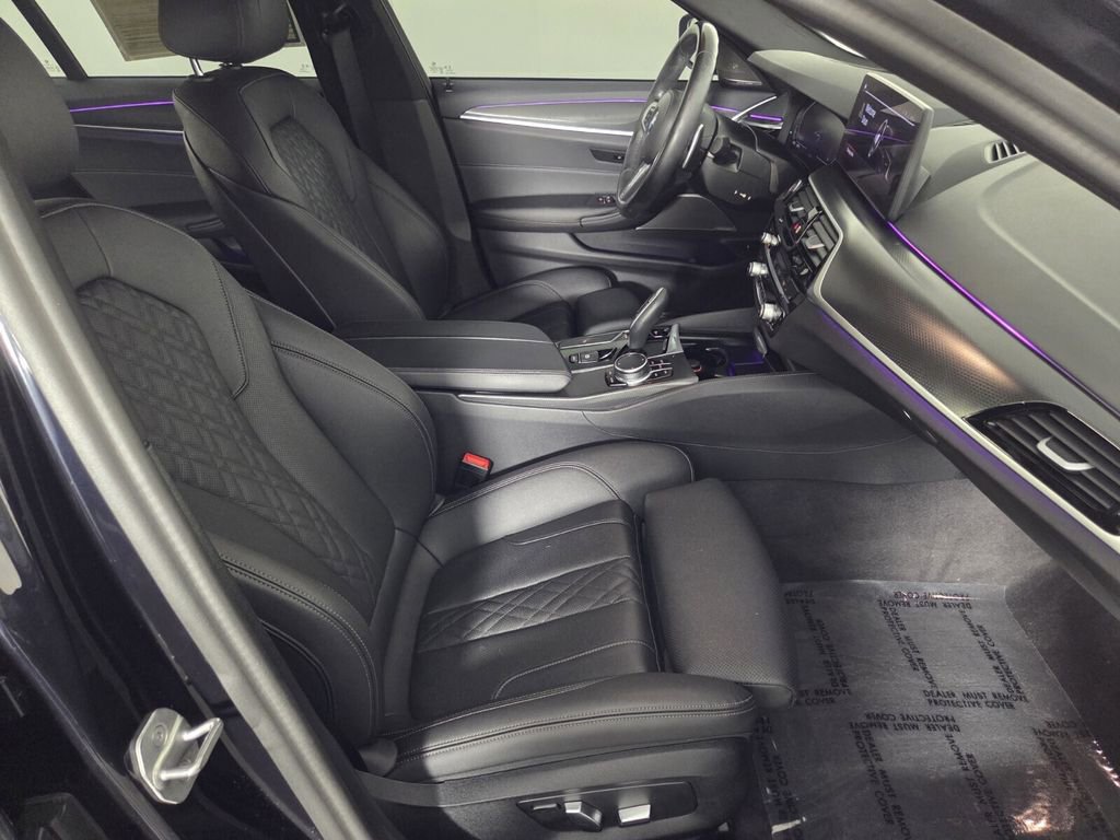 Used 2023 BMW 530i w/ M Sport Package image 32
