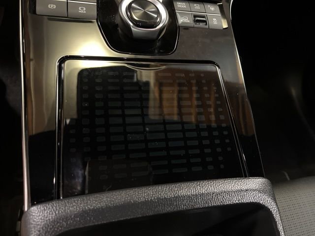 Used 2023 Subaru Solterra Limited image 30