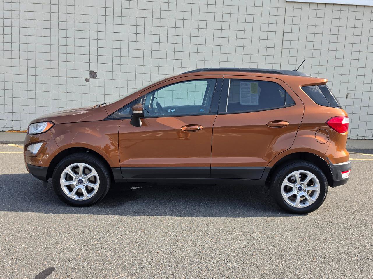 Used 2018 Ford EcoSport SE w/ SE Convenience Package AWD/4WD image 4
