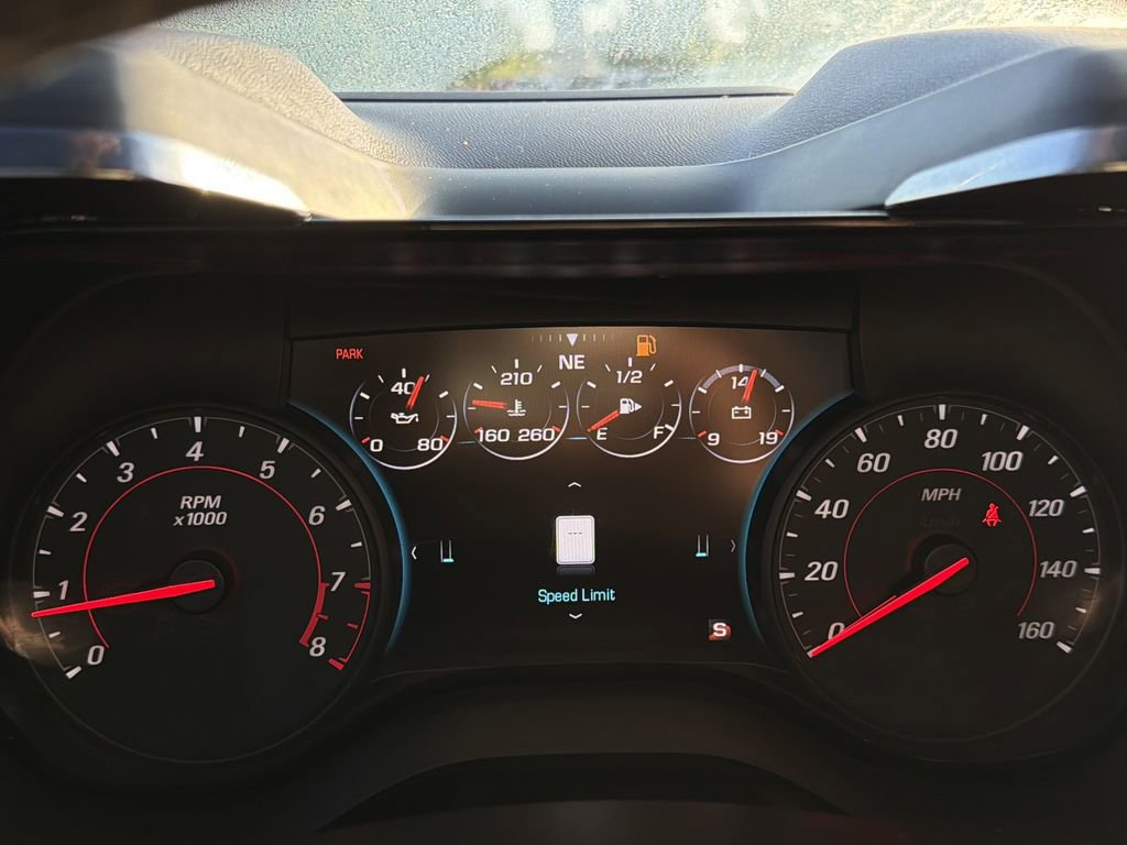 Used 2018 Chevrolet Camaro LT RWD image 27