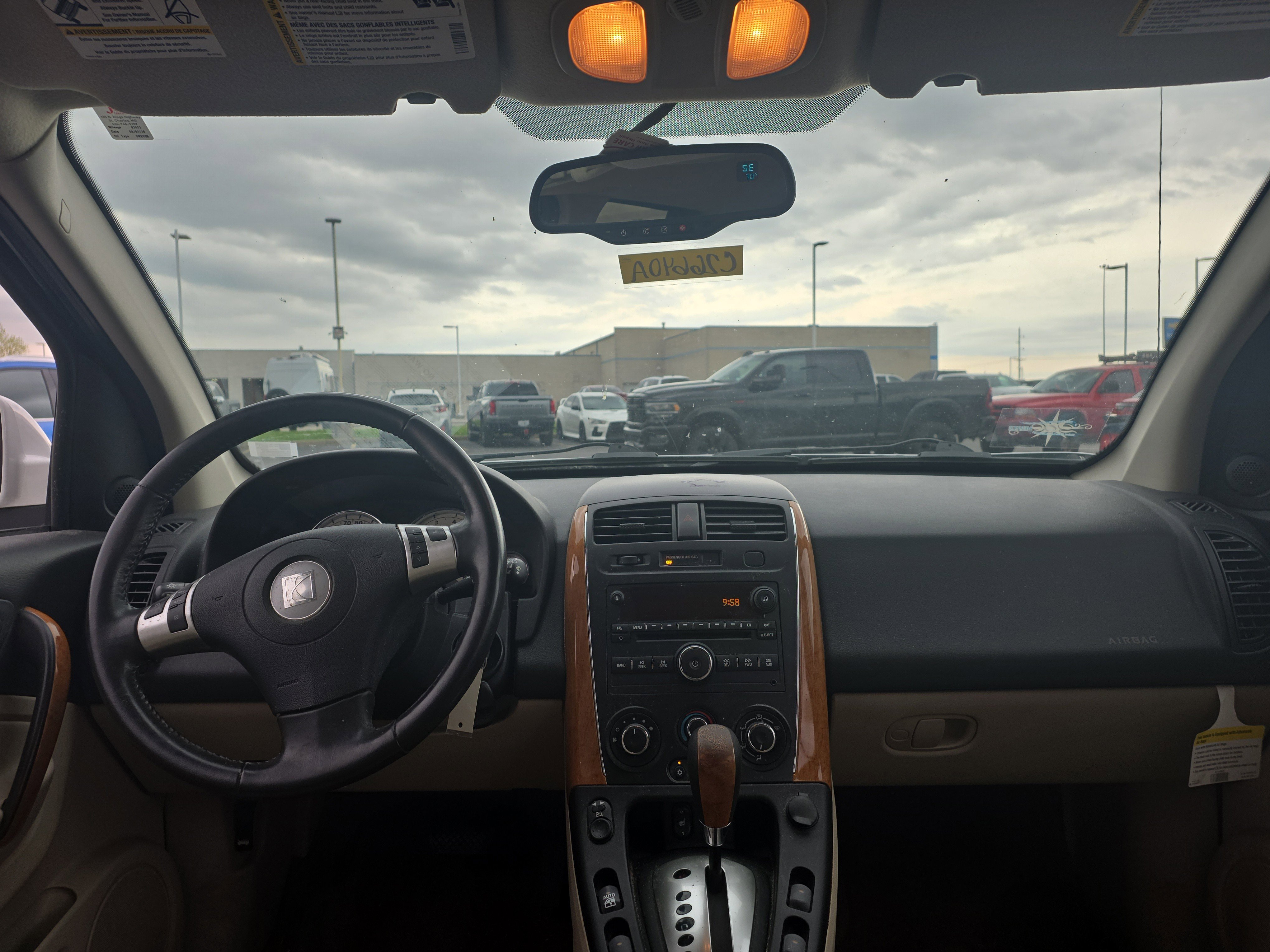 Used 2006 Saturn Vue 2WD V6 w/ Comfort Pkg image 11