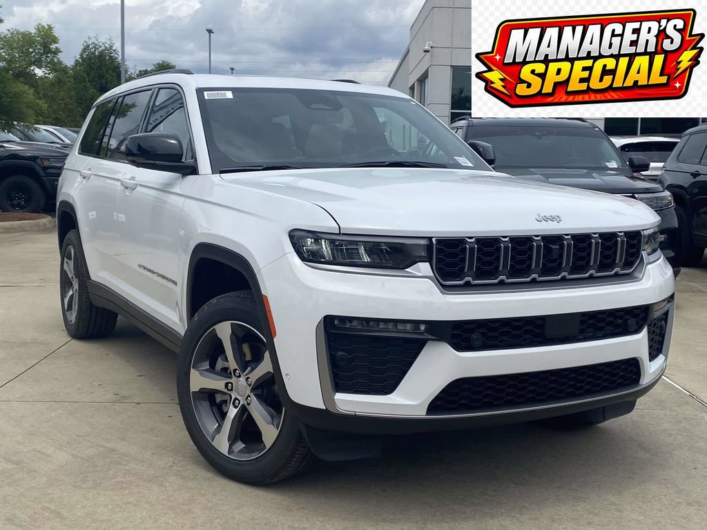 New 2026 Jeep Grand Cherokee L Limited w/ Luxury Tech Group II RWD image 32