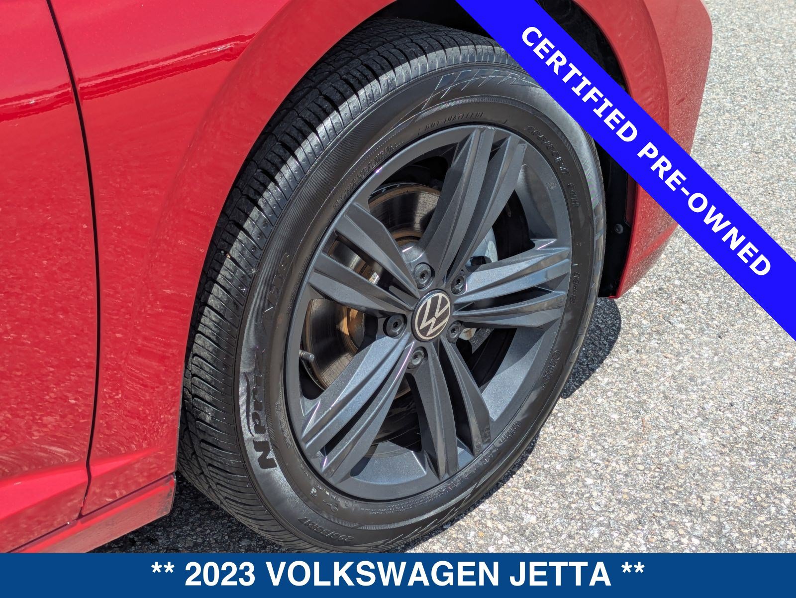 Used 2023 Volkswagen Jetta SE FWD image 13