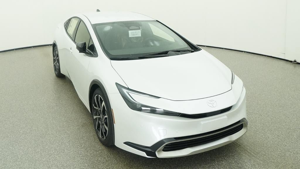 New 2027 Toyota Prius Plug-In Hybrid FWD image 14