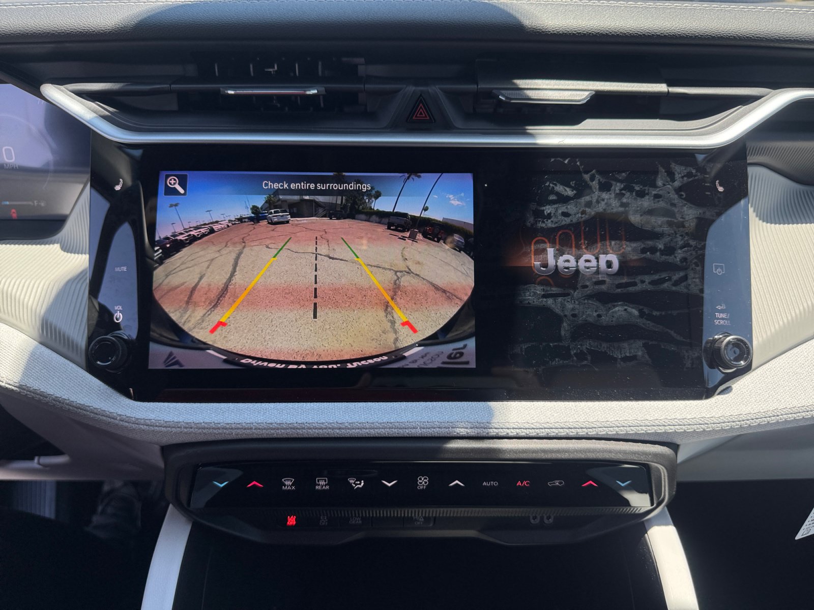 New 2026 Jeep Cherokee Laredo AWD/4WD image 29
