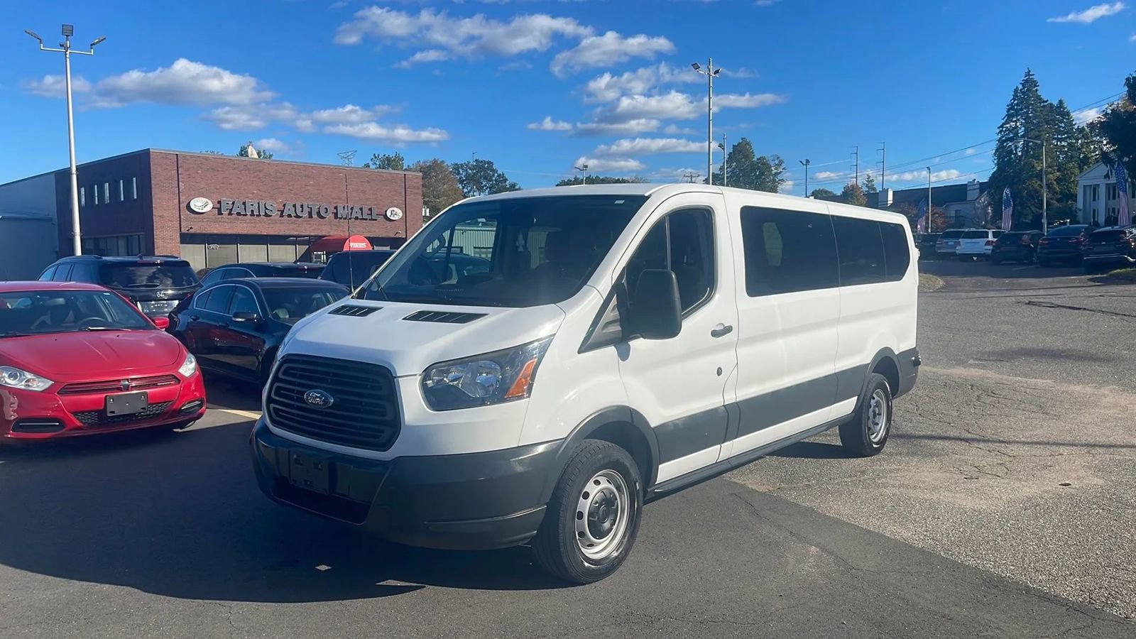 Used 2017 Ford Transit 350 XL image 6