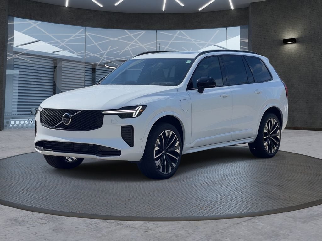 New 2026 Volvo XC90 T8 Ultra w/ Protection Package AWD/4WD image 2