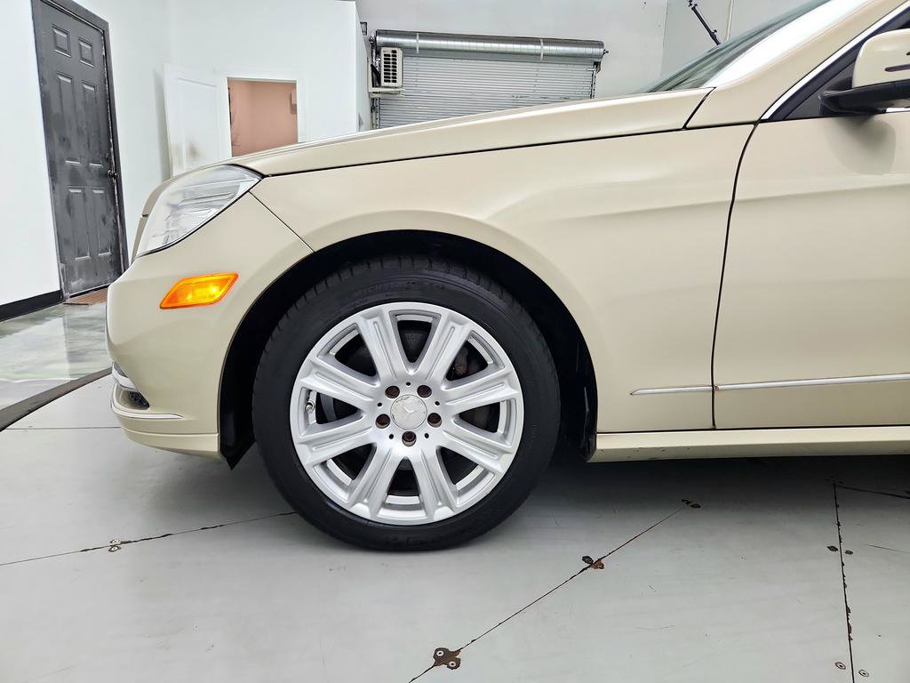 Used 2013 Mercedes-Benz E 350 Sedan image 31