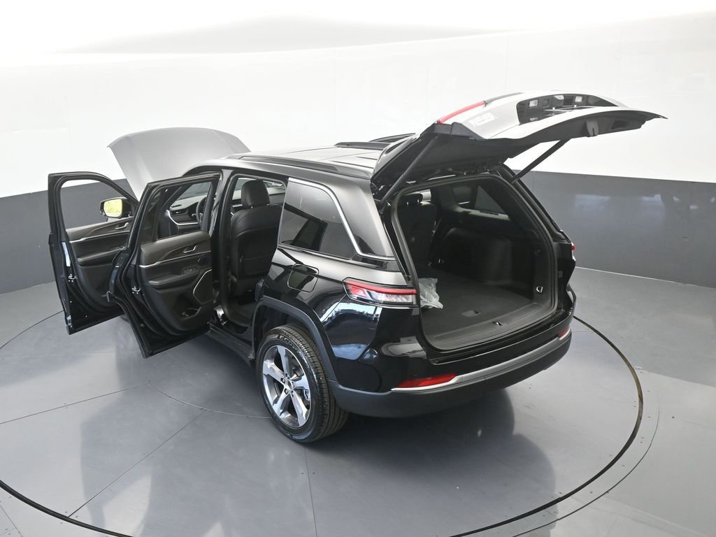New 2026 Jeep Grand Cherokee Limited RWD image 62