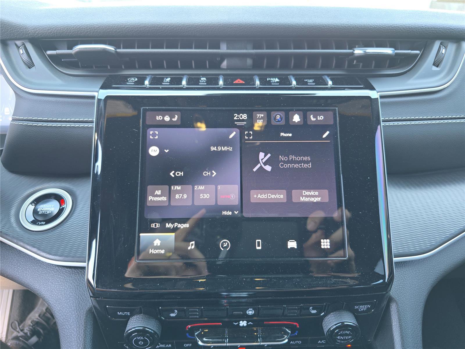 Used 2024 Jeep Grand Cherokee Altitude image 26